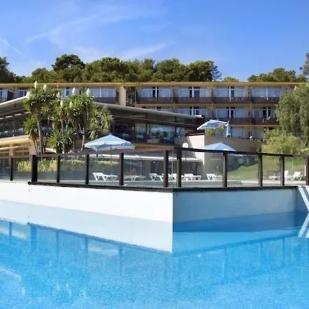 In Castell-platja D'aro Mit Garten, Gemeinsamem Pool Und Terrasse Apartment Platja d'Aro